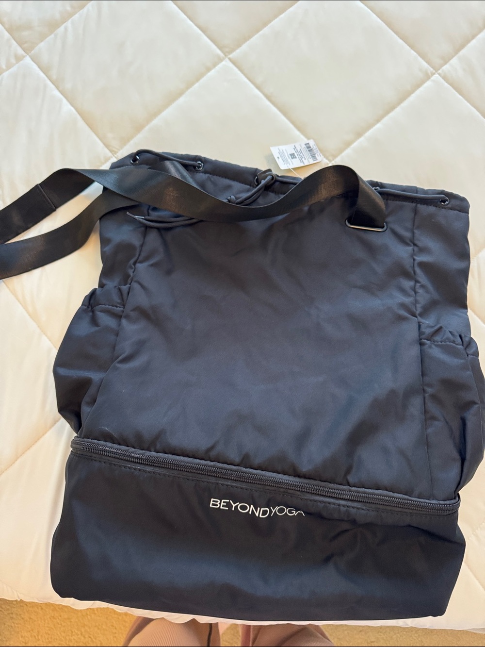 NWT Beyond Yoga Convertible Gym Bag Black and Free Home Ranger Shoulder Pulley